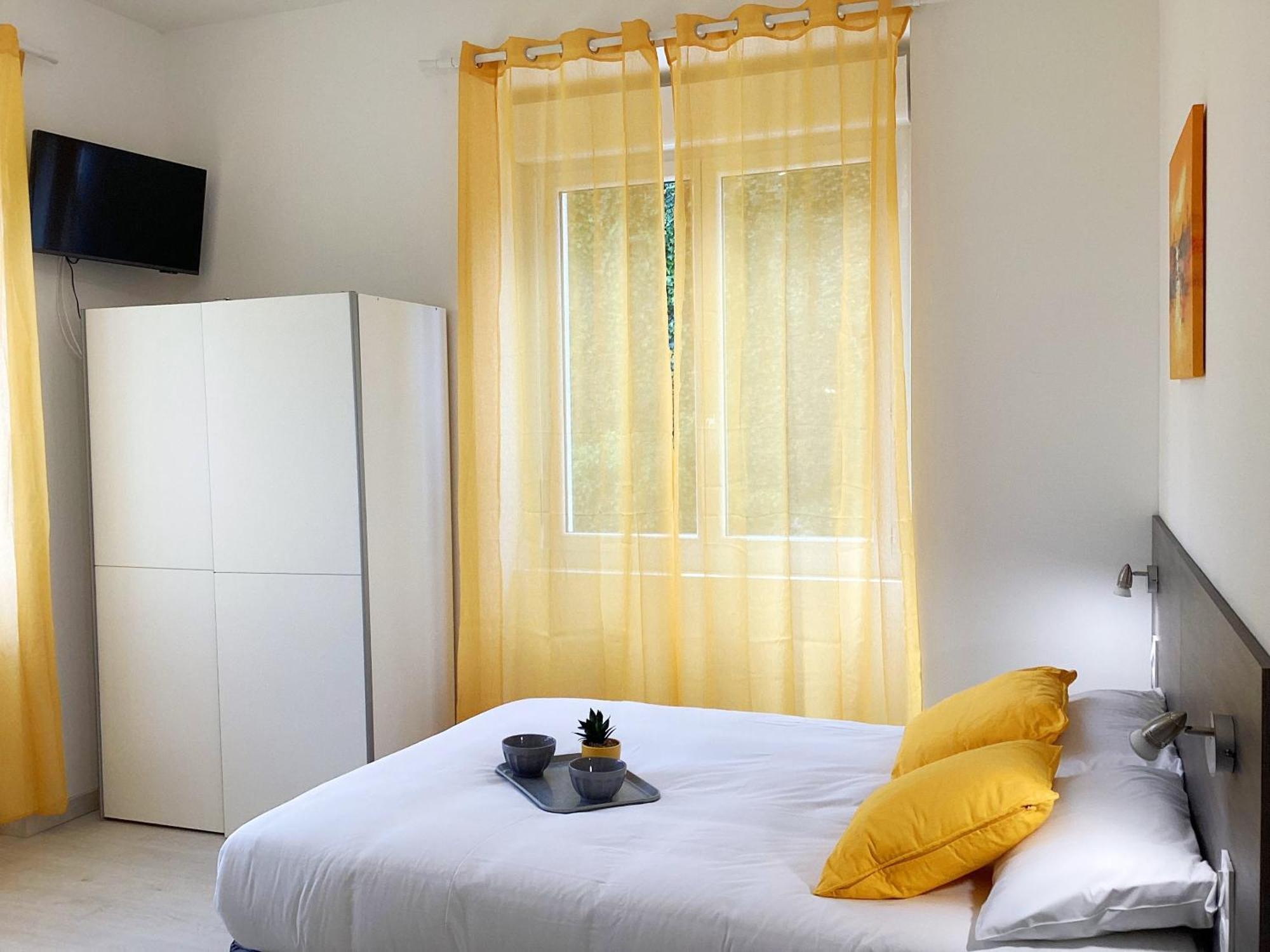 Appartement Stella 95 M2 Climatise Parking Proche Sanctuaires 루르드 외부 사진